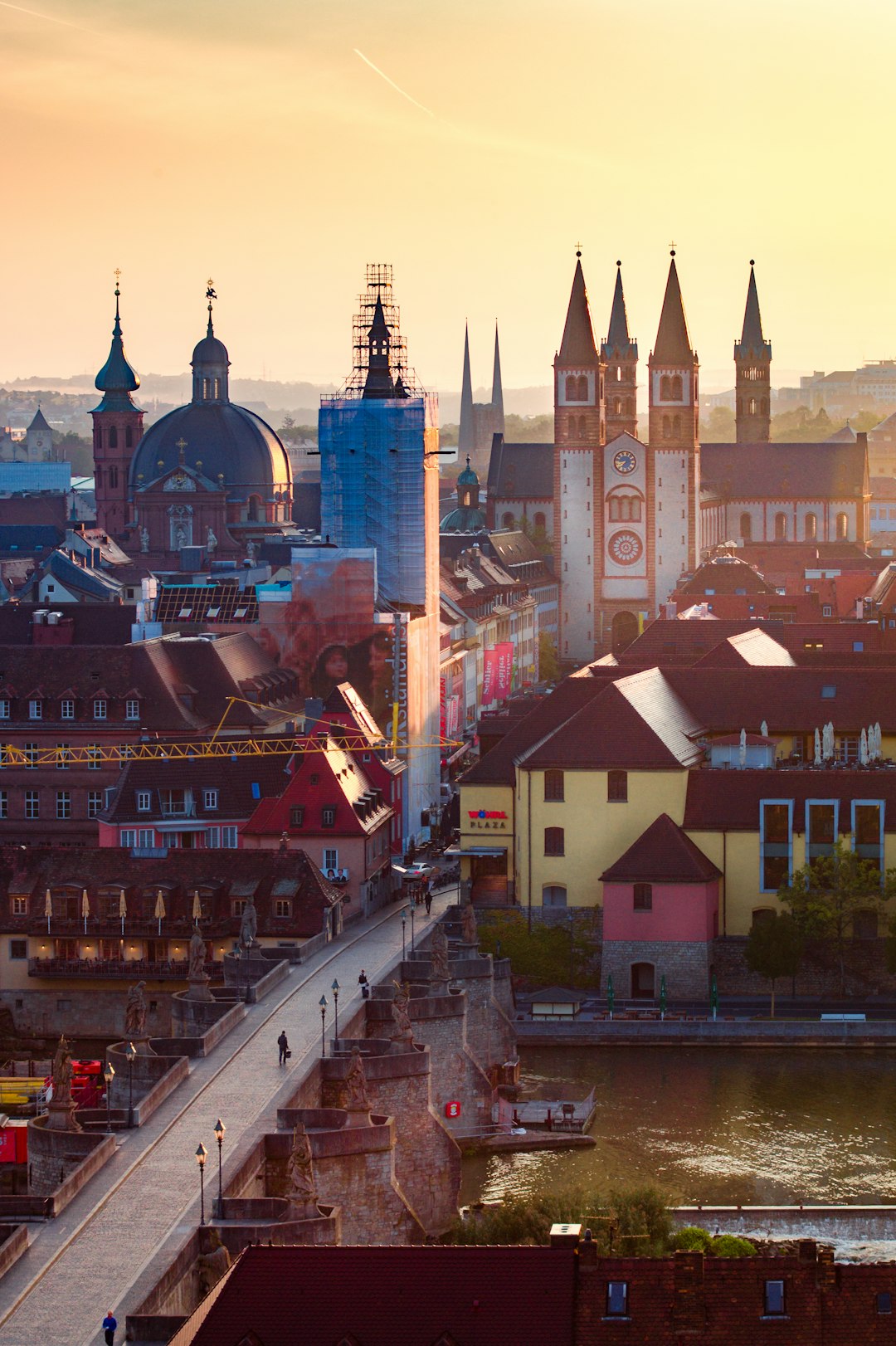 travelers stories about Town in Alte Mainbrücke, Germany