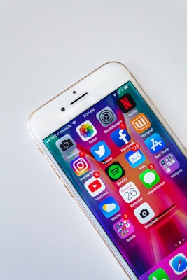 Mobile browser vs casino app comparison