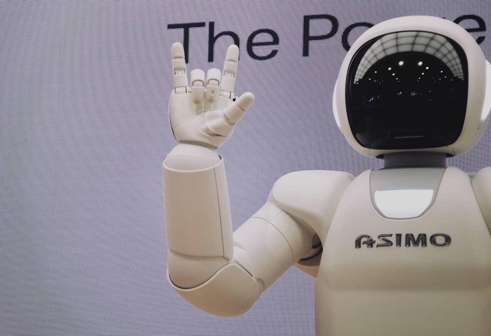 Humanoid robot representing new automation technology