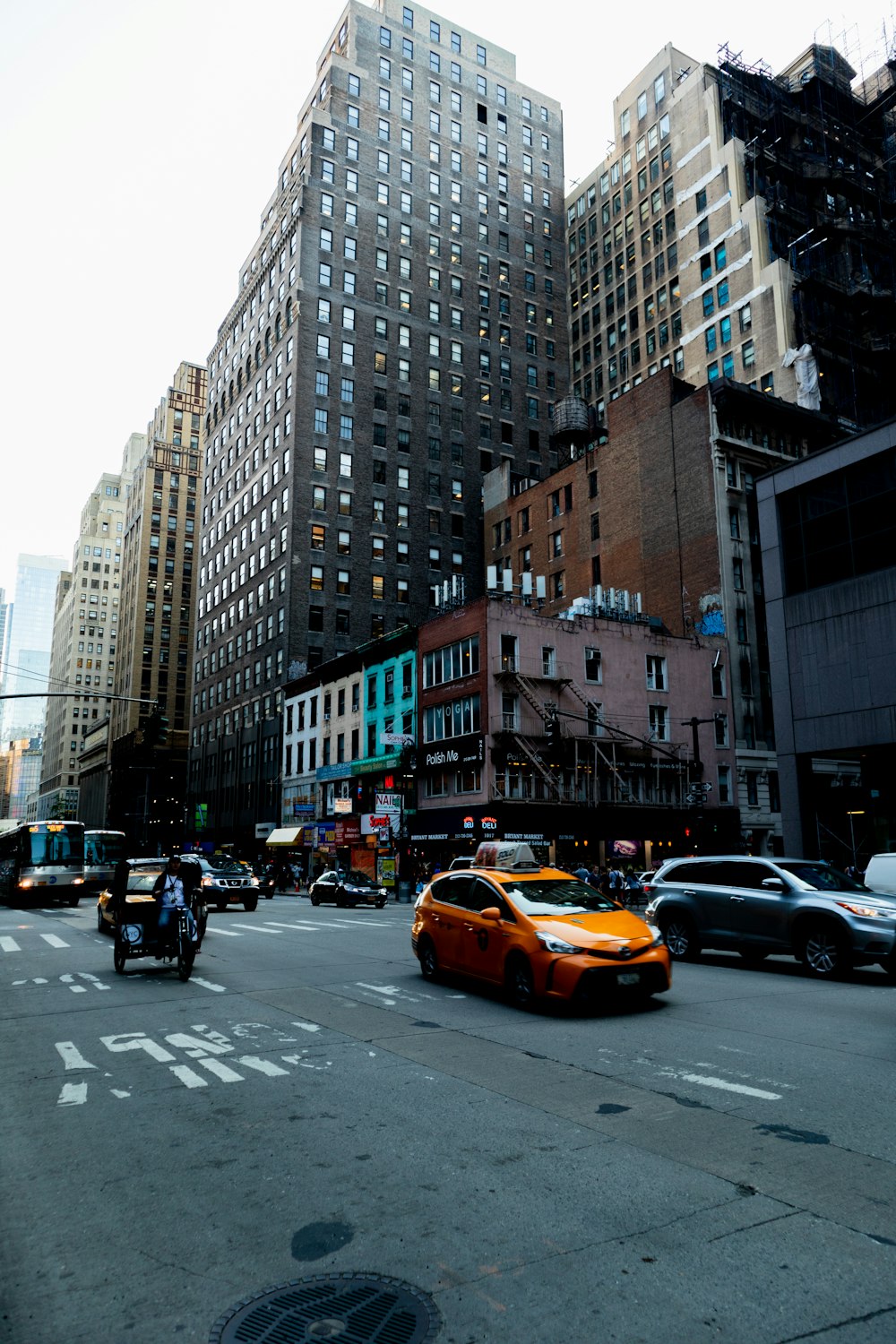 vehicles near buildings