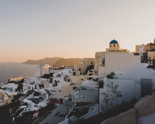 white houses in Oia Greece