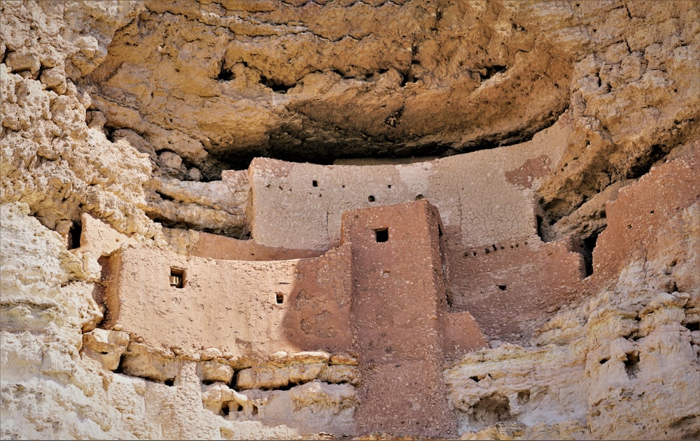 Phoenix to Grand Canyon, brown mud structure