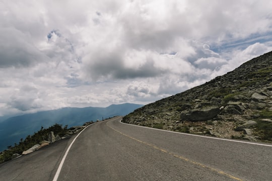 wide road under cloudy sky in Mount Washington United States