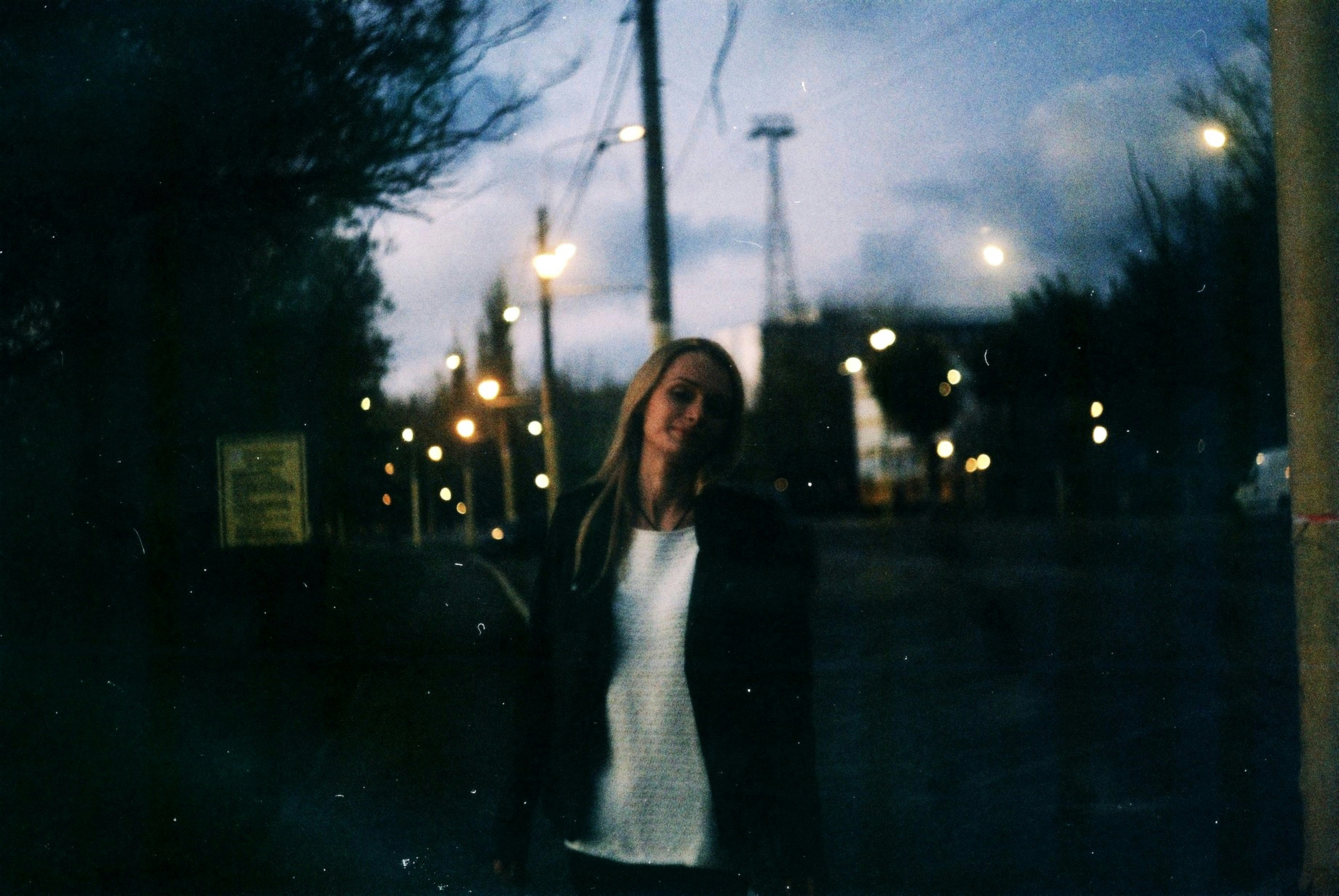 Люди ночами делают новых. Типовые люди. Что делают нормальные люди ночью. Сплин новые люди клип. Люди ночами делают новых людей.