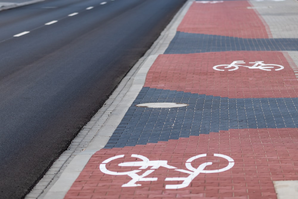 bike lane road warning sign