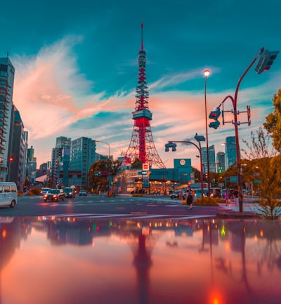 Business class flights to Tokyo - Tokyo Tower and cityscape