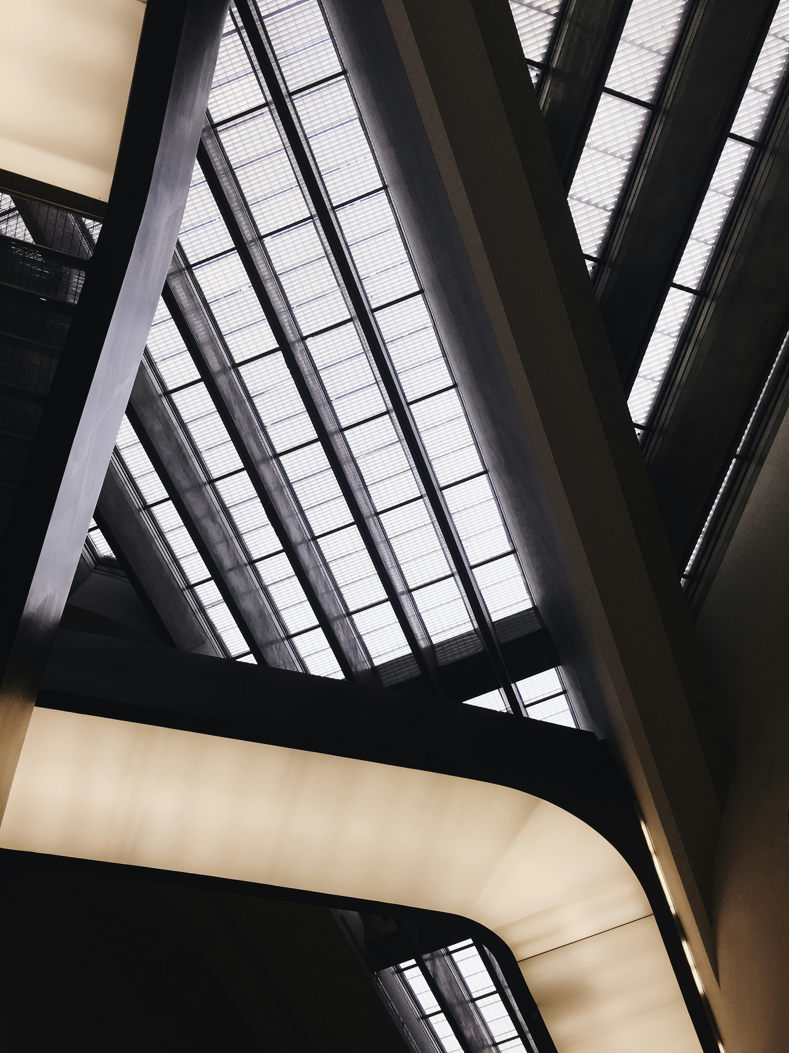 photo-1536228626716-10328b4879e3?ixid=M3wxMjA3fDB8MXxzZWFyY2h8MzJ8fGNoYXRncHQlMjA0fGVufDB8fHx8MTczNzQzMjgzMnww%5Cu0026ixlib=rb-4.0.3