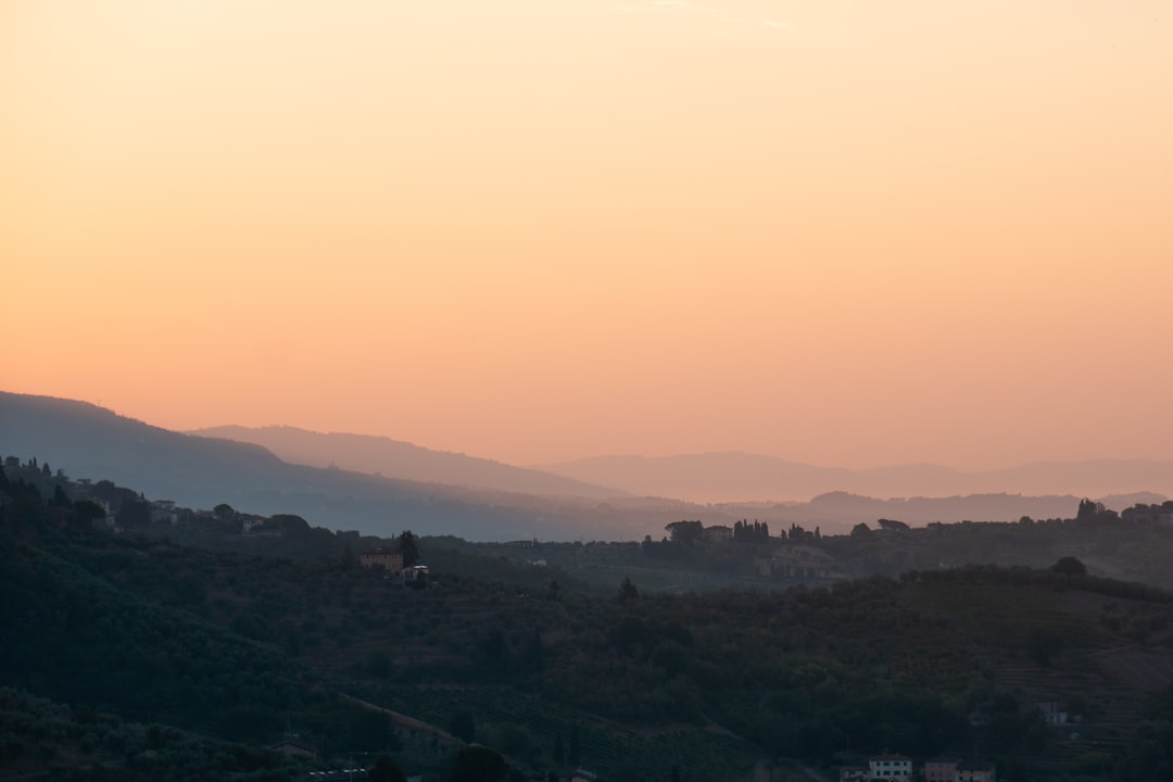 photo of Lucca Hill station near Guinigi torony