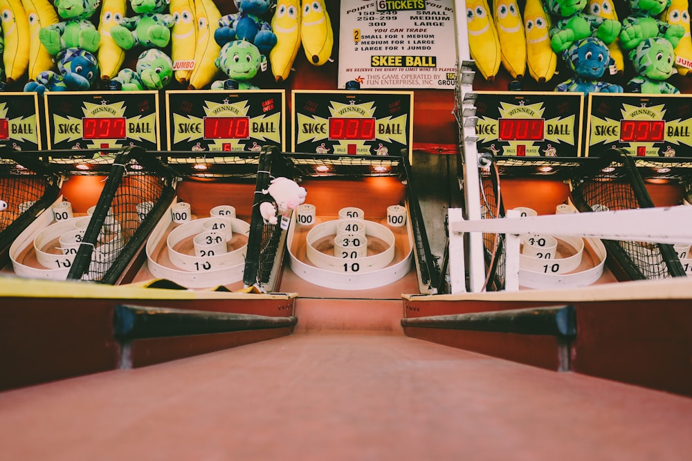 several ball toss arcade games