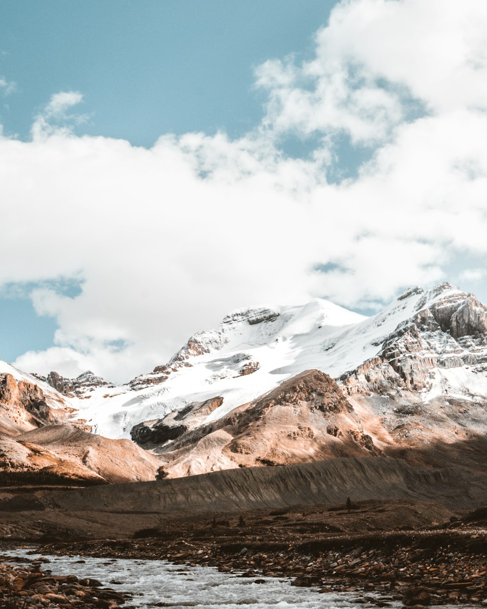 photographie de paysage de montagne