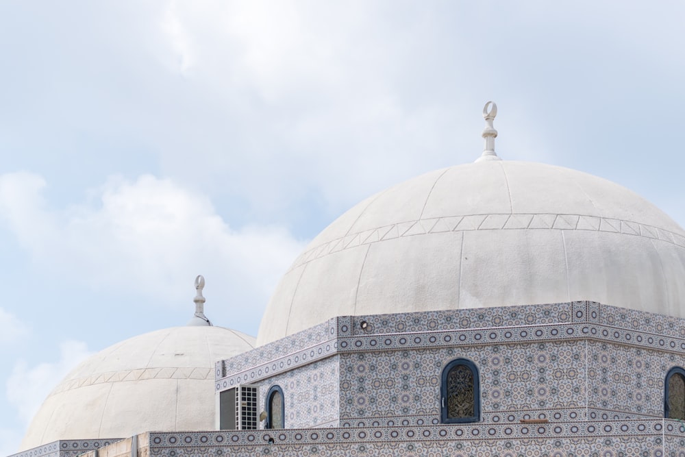 mosque under cloudy sky