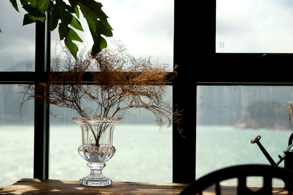 Marble Stem Vase
