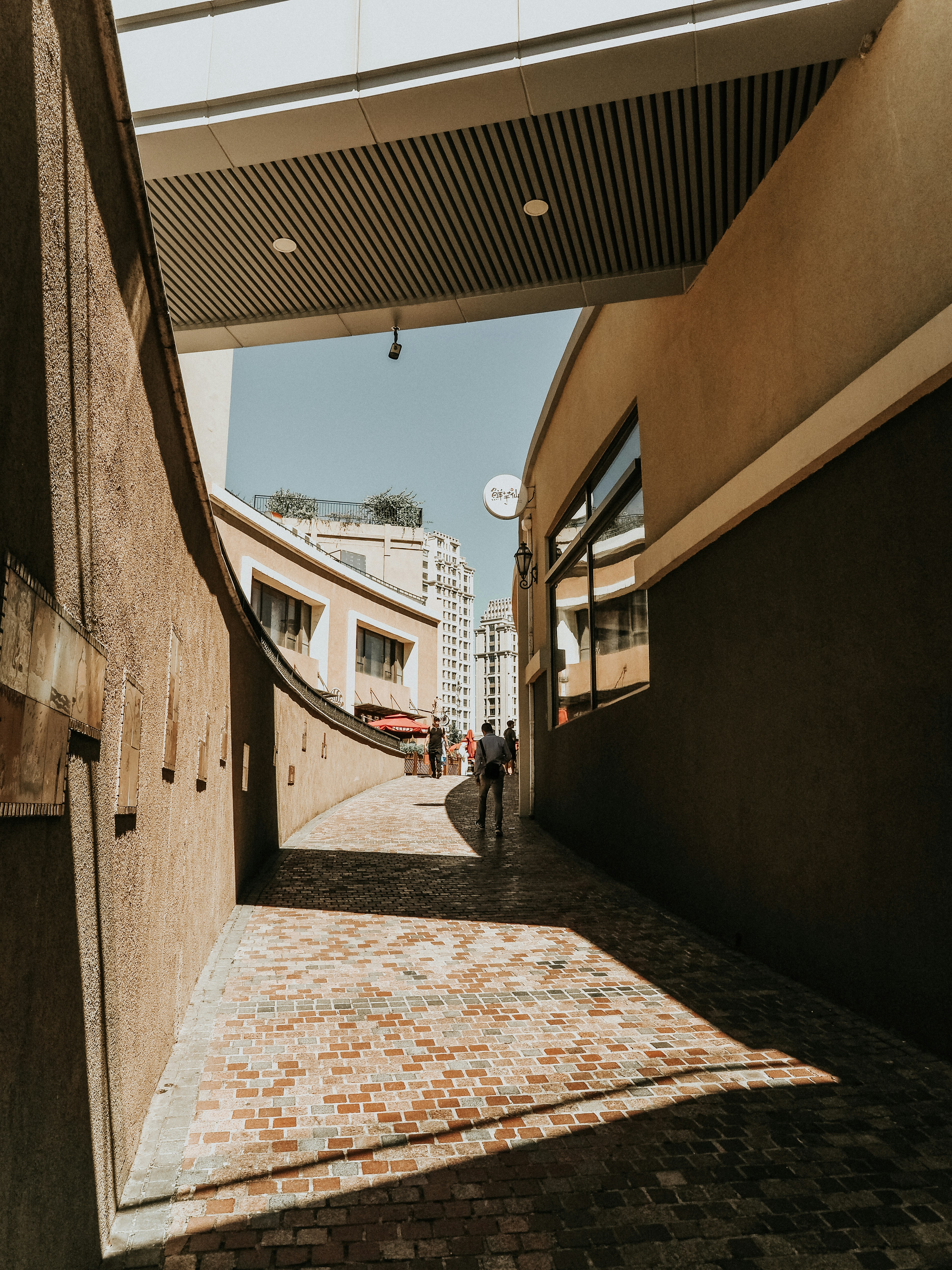 Photo by photohunter