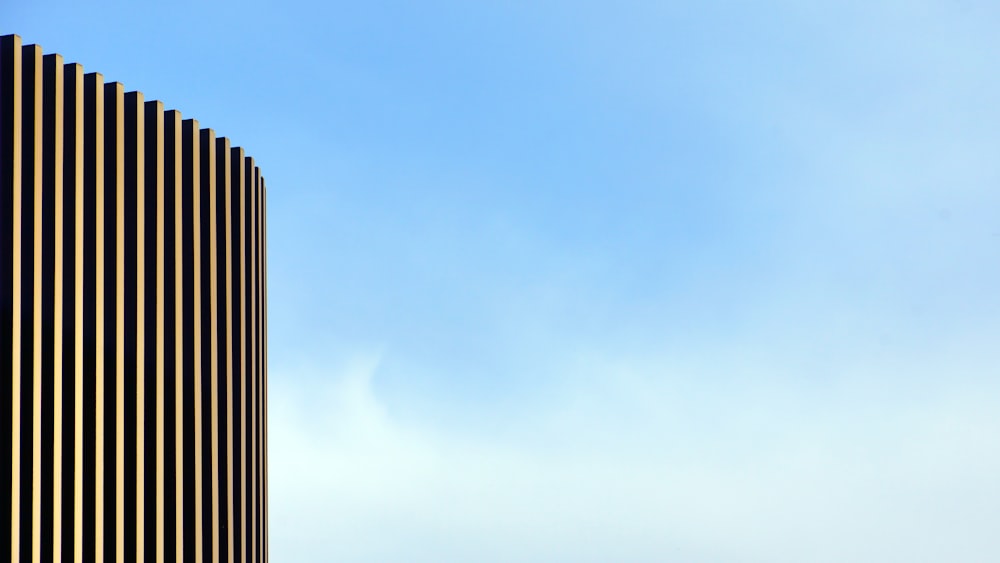 beige building under blue sky during daytime