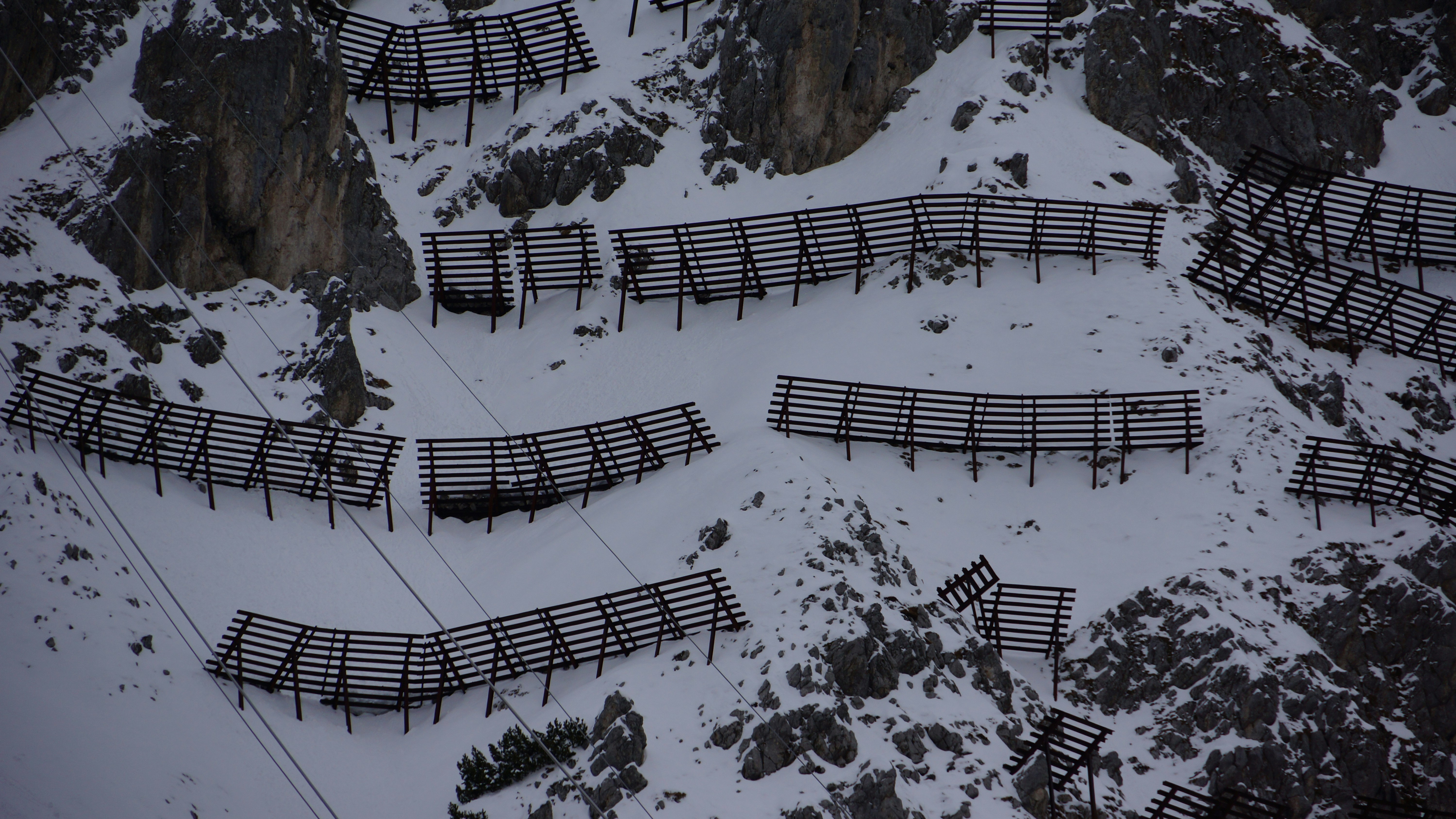 Debt Snowball Method vs Avalanche: Which Strategy is Winning in 2025?