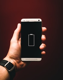 Téléphon avec batterie vide, remplacement batterie