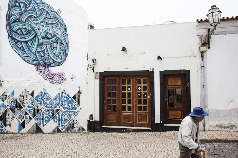 blue wall graffiti