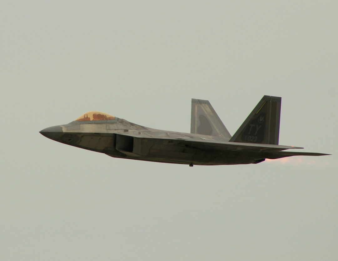 gray firefighter aircraft, F-22 Raptor
