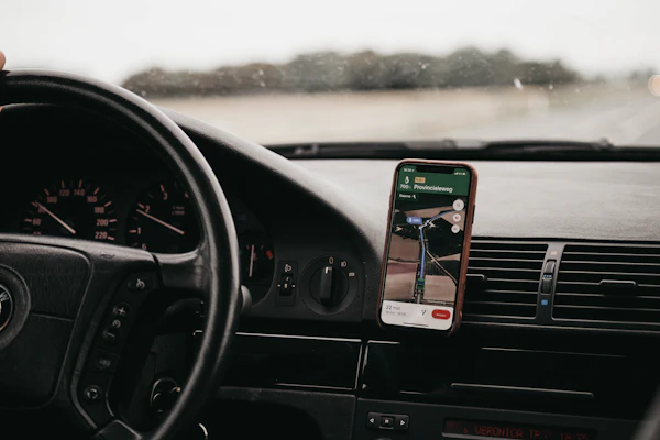 Universal Dashboard Phone Mount