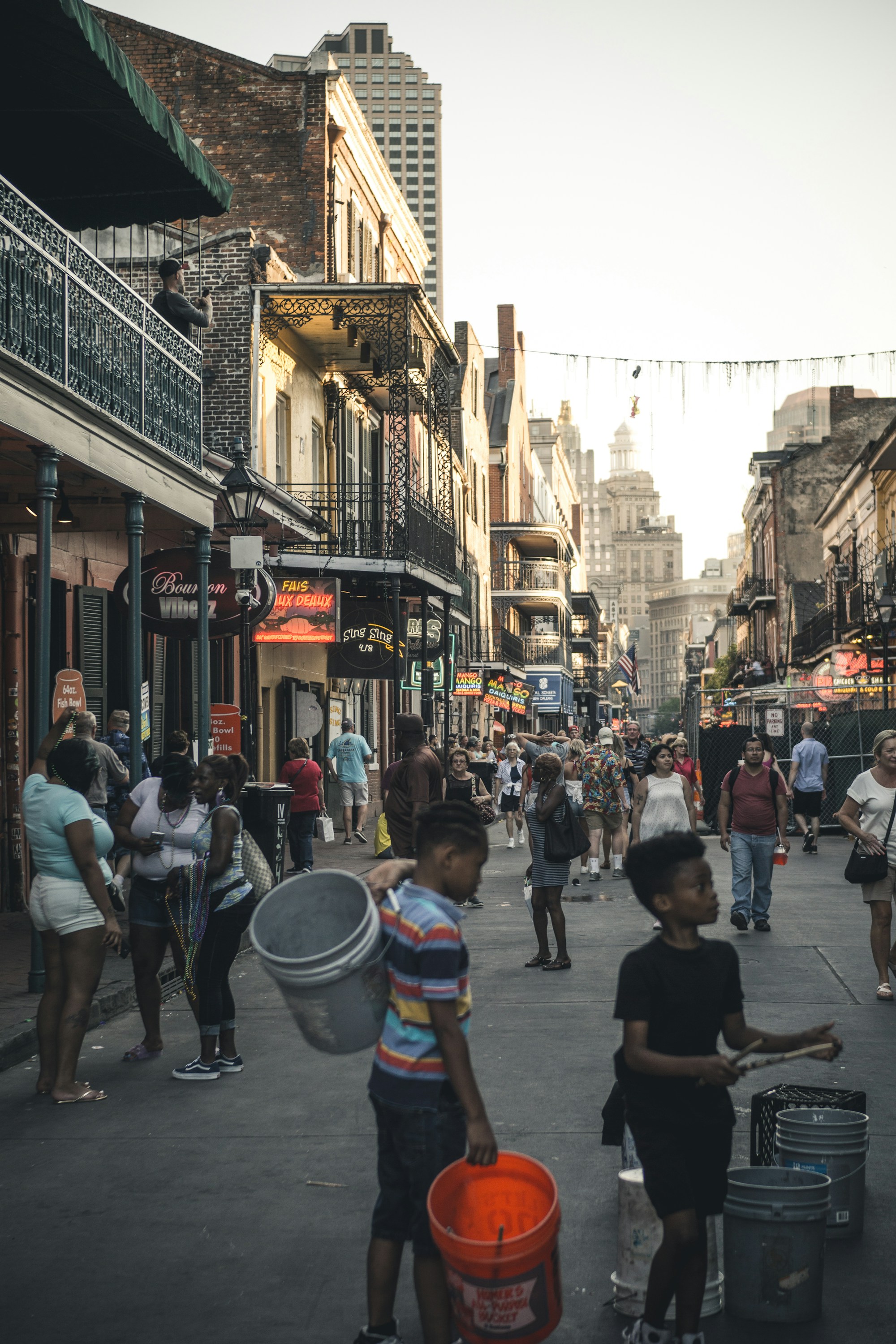 Best Seasons to Visit Nola: Weather & Month Guide