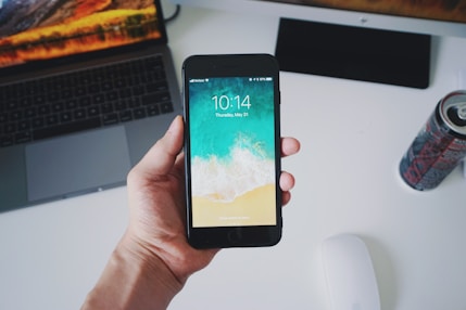 space gray iPhone 6