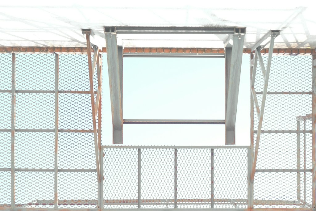 Metal Mesh Divider
