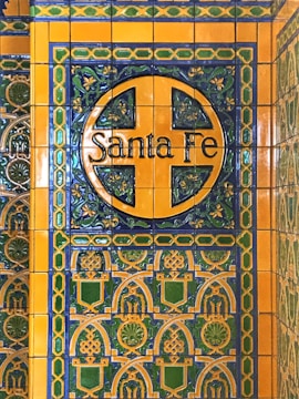 Graph showing rising employment rates in Santa Fe over recent years.