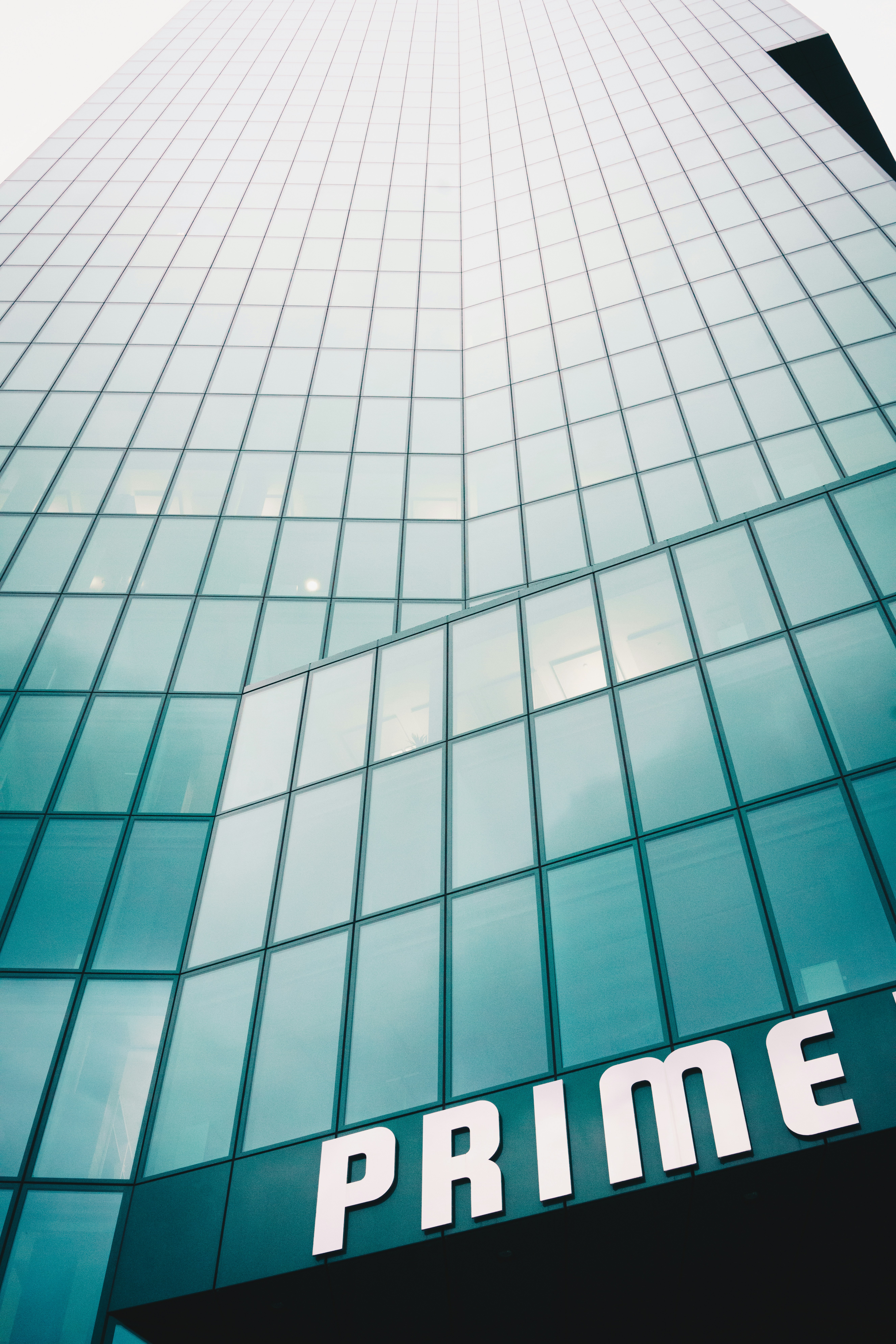 ASUS PRIME B660M-K D4 Scheda Madre mATX, Intel B660, LGA1700, DDR4, PCI 4.0, LAN Realtek 1Gb, Realtek 7.1 Surround, 2xM.2, 4xSATA 6GB/s, USB 3.2 Gen 1, Armoury Crate, Nero