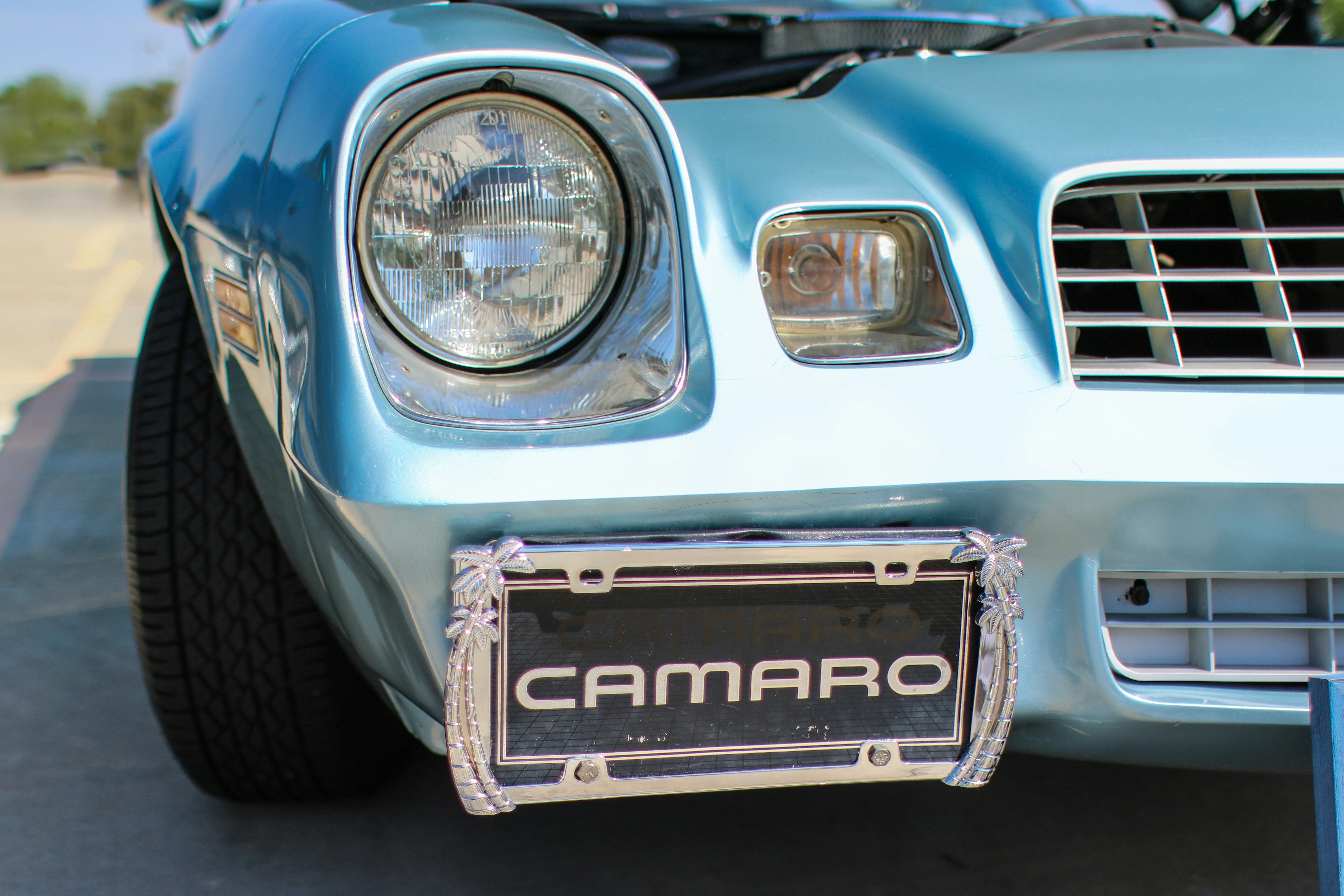 Camaro ZL1 track race, ilustrasi artikel Unleash the Beast: Chevrolet Camaro ZL1 Wallpapers for Modern Muscle Enthusiasts 6