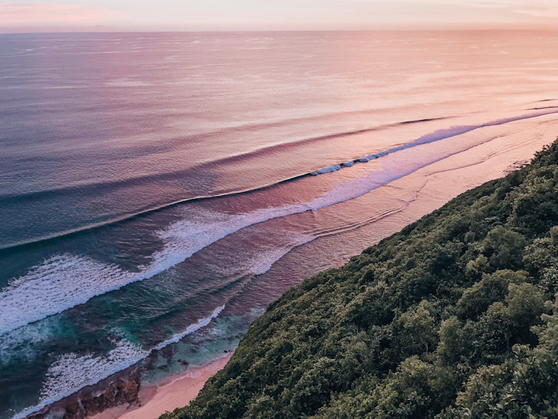 Best Pubs in Uluwatu: Where Locals Actually Drink