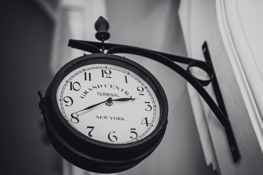 round black wall clock