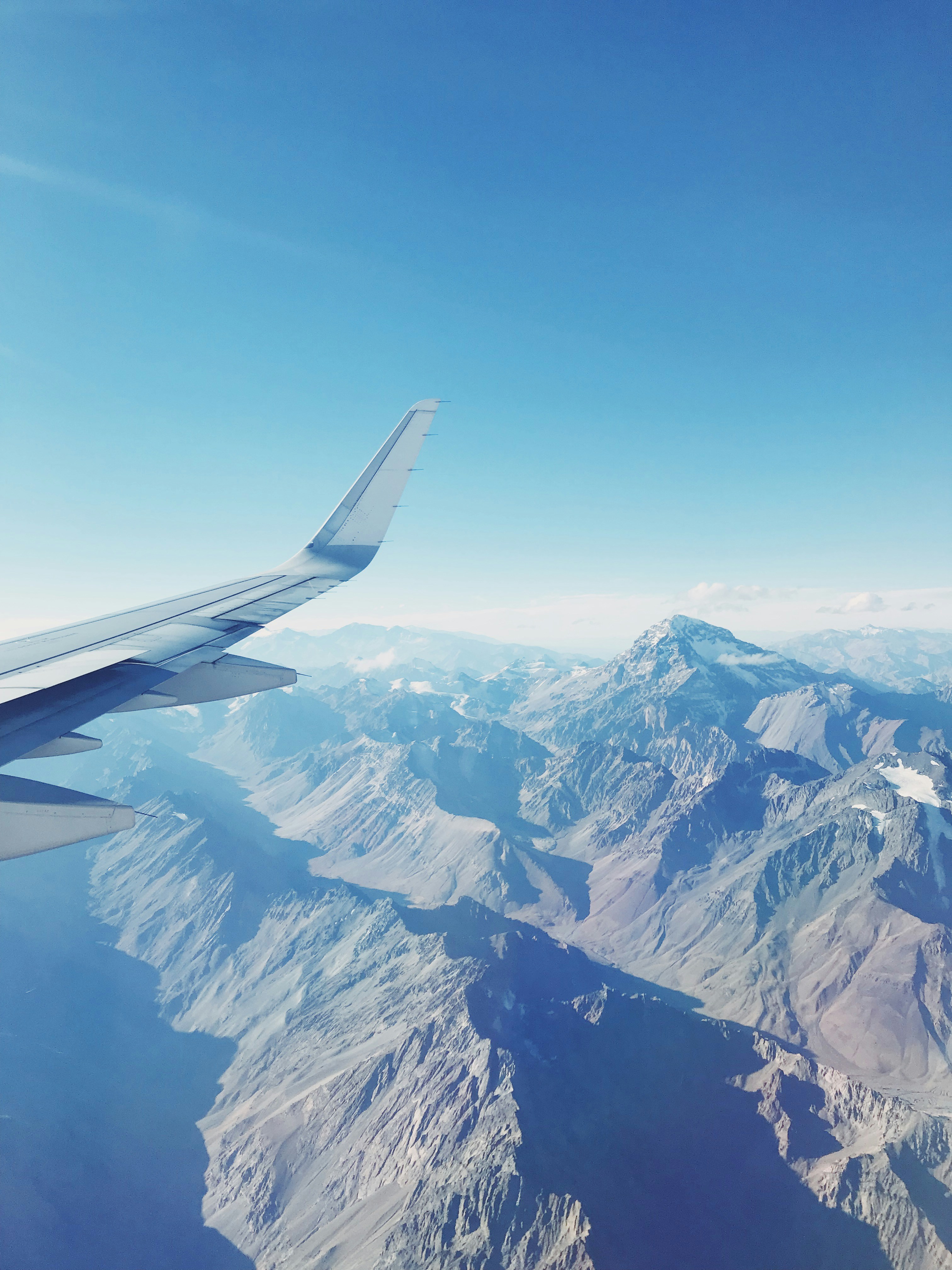 9 Adventure Travel Ideas for Saving Money on Flights