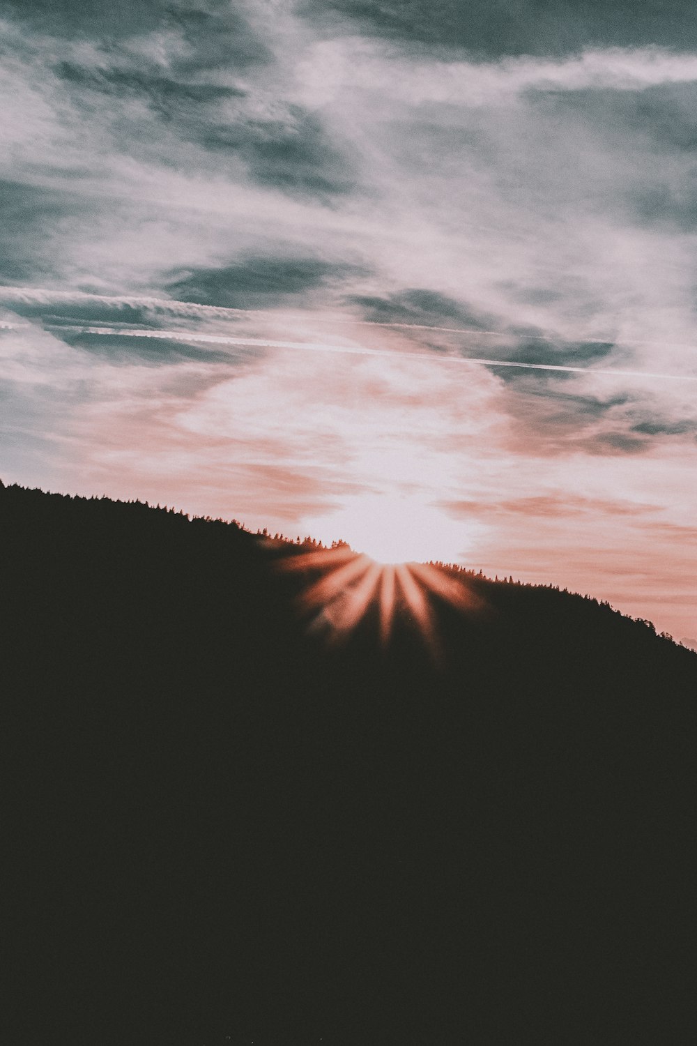 silhouette photography of mountain