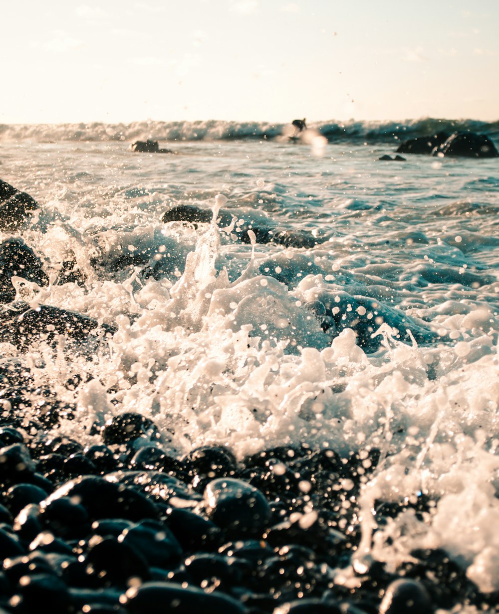 sea wave under clear sky