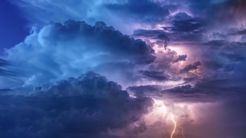 Storm Clouds Pictures Download Free Images On Unsplash