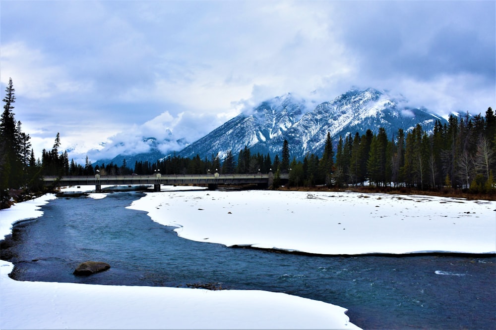 landscape photography of snowy mountain