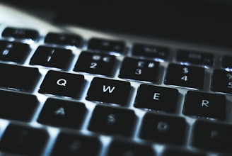 closeup photography of computer keyboard