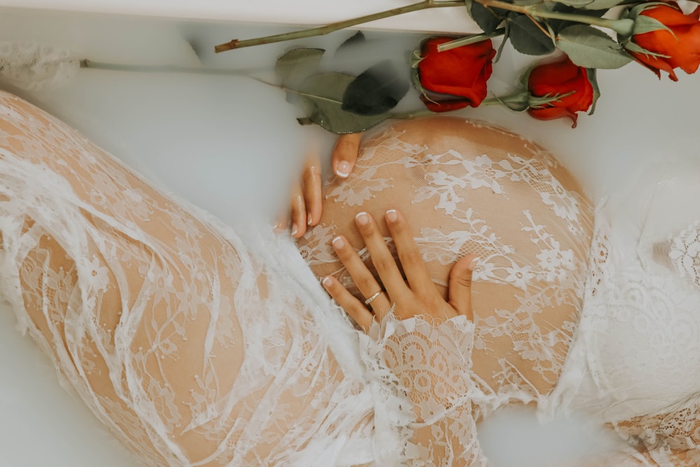 pregnant woman in bathtub
