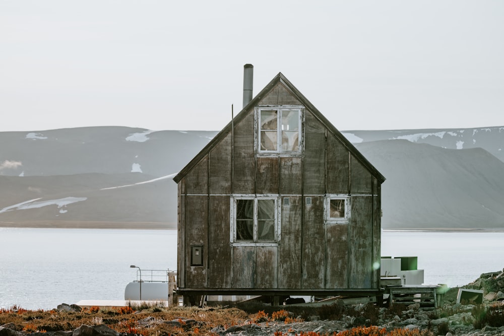 gray wooden structure