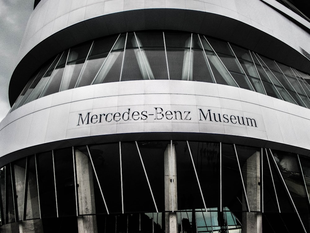 fotografia architettonica del Museo Mercedes-Benz