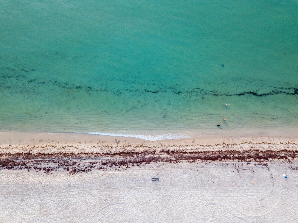 Fotografía aérea de la playa