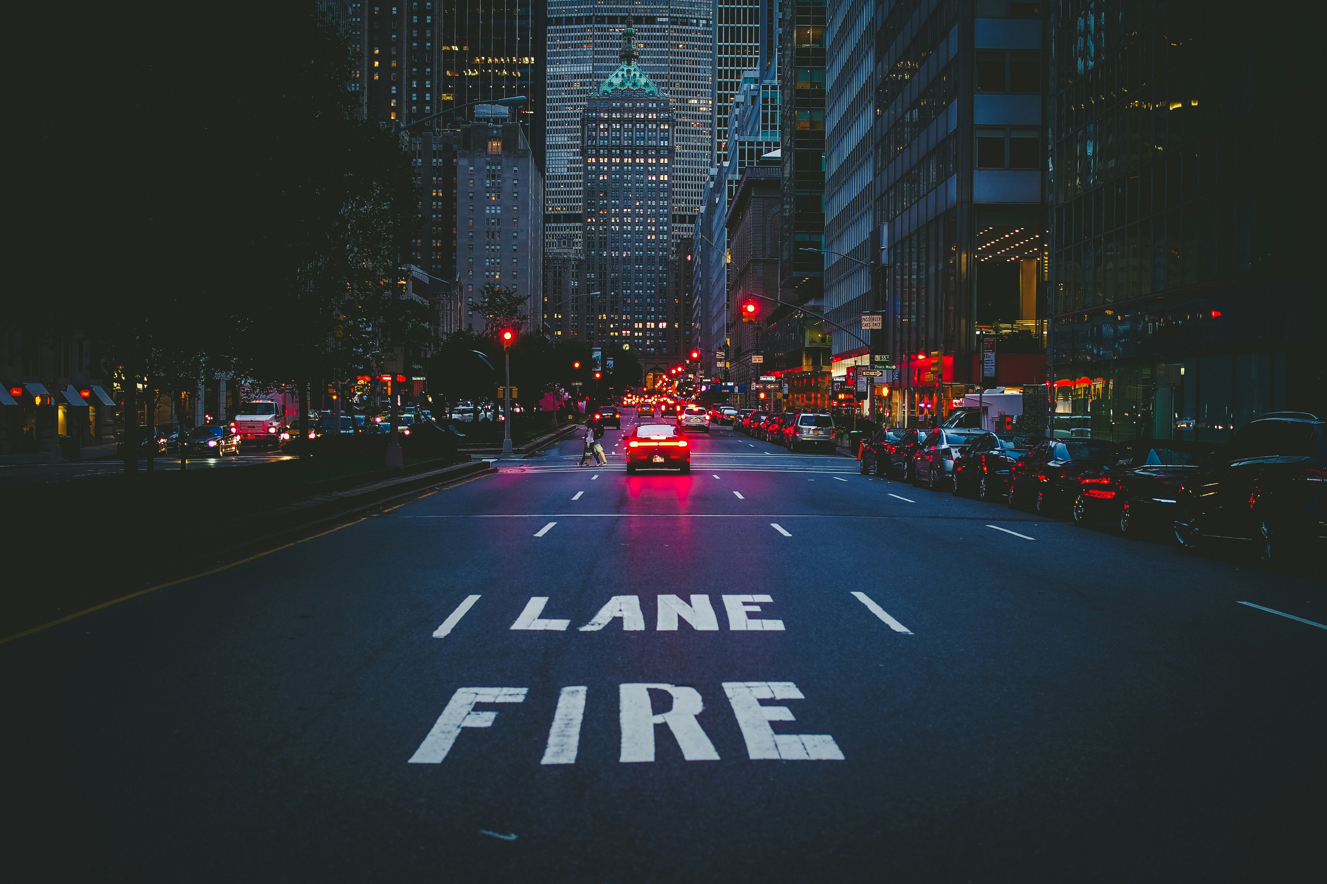 Cars and the Urbanizer's Dilemma