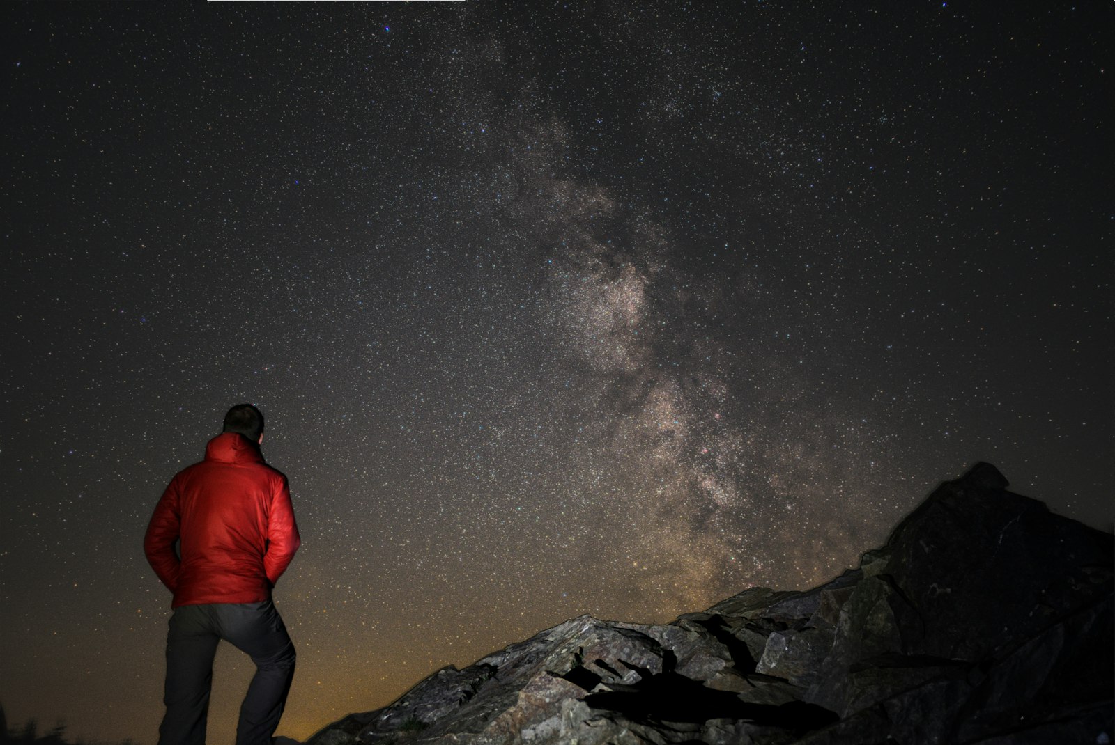 Fujifilm XF 18mm F2 R sample photo. Man wearing red jacket photography