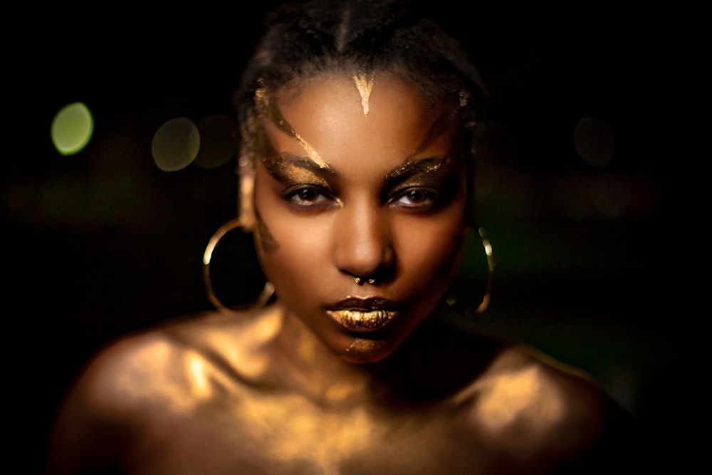 close-up photography of woman face