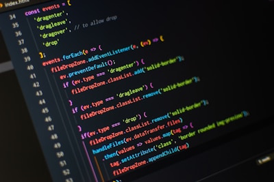 monitor displaying index.html codes