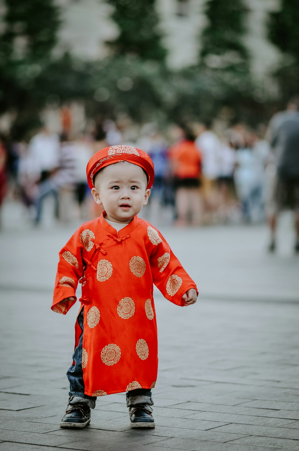 baby's orange dress