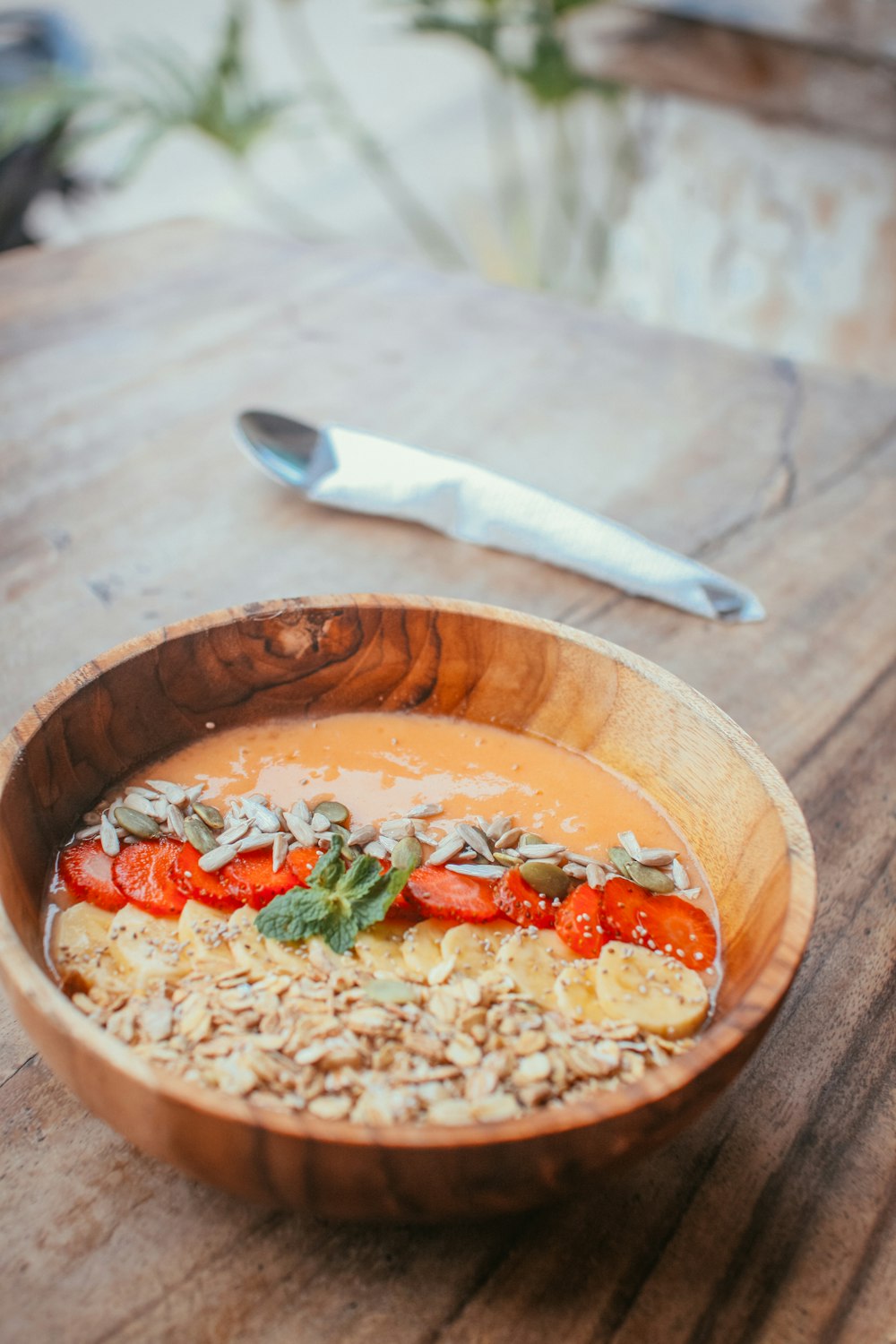 oats with sliced strawberries and banana