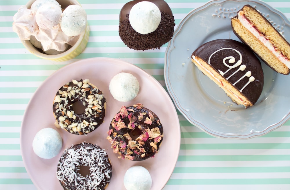 flat lay photography of doughnut on plate