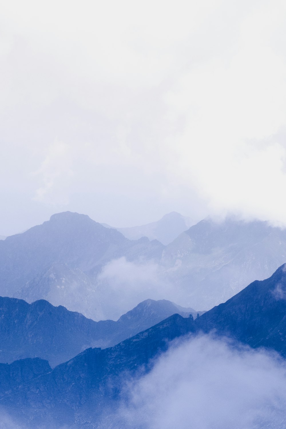 mountains during daytime