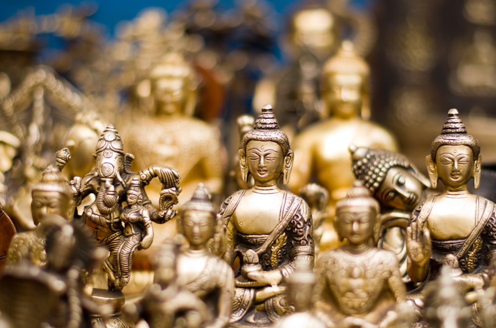 gold Gautama Buddha figurine lot